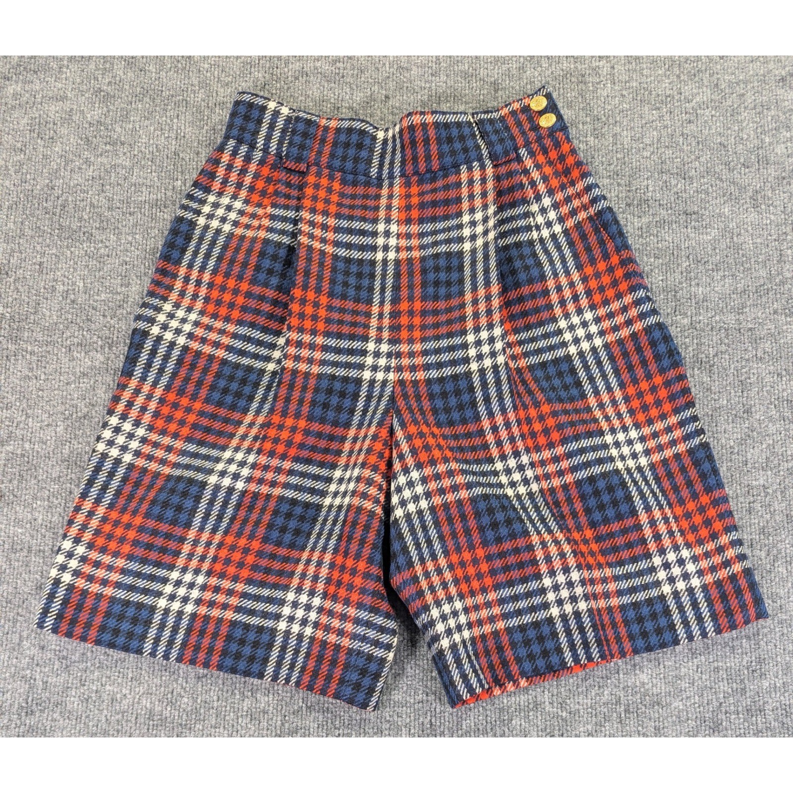 Mondi Vintage Pure Wool Plaid High Waisted Shorts Red Blue Made in Germany 34
