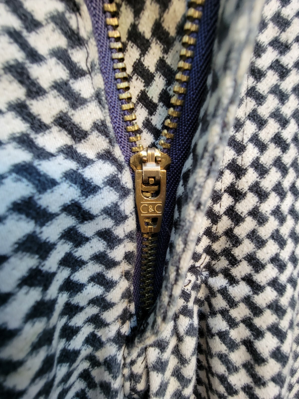 VTG 1960s Womens Stretchy Knit Pants Checkered Crown C&C Zipper Size 6-8 28″-30″