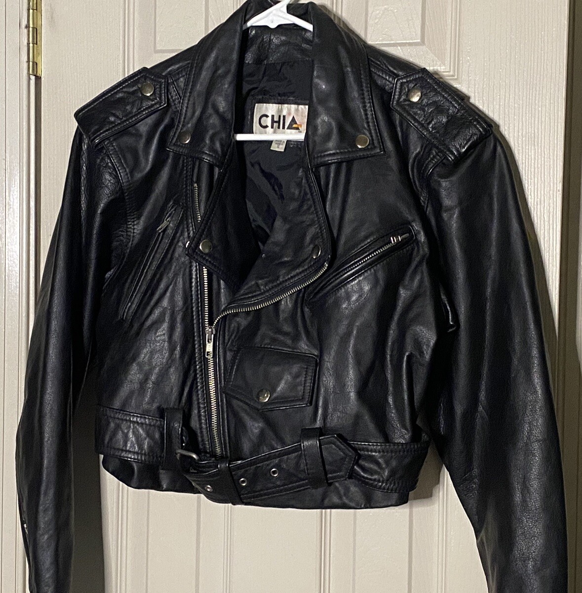 CHIA 80’s Vintage Black Cropped Motorcycling Leather Jacket small