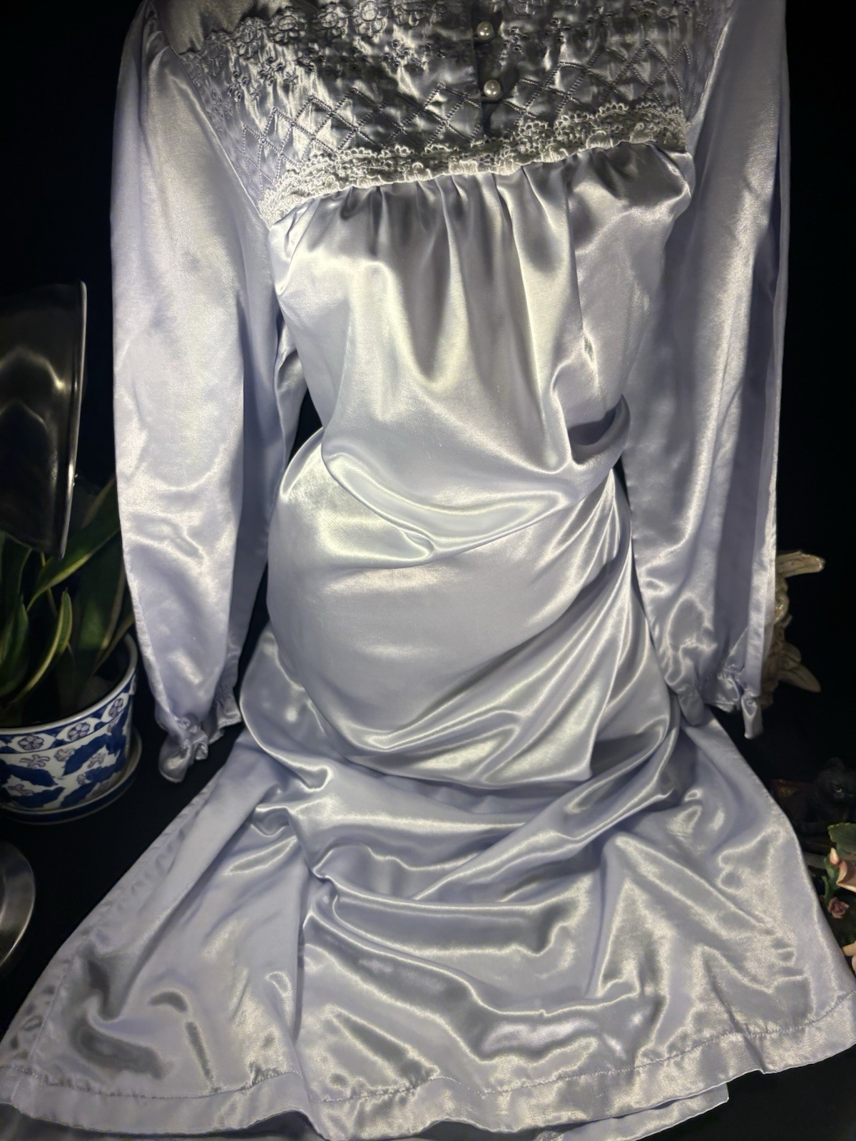 Vtg Satin Soft Lilac Quilted Long White Lace Pearl Frilly Nightie Nightgown XL