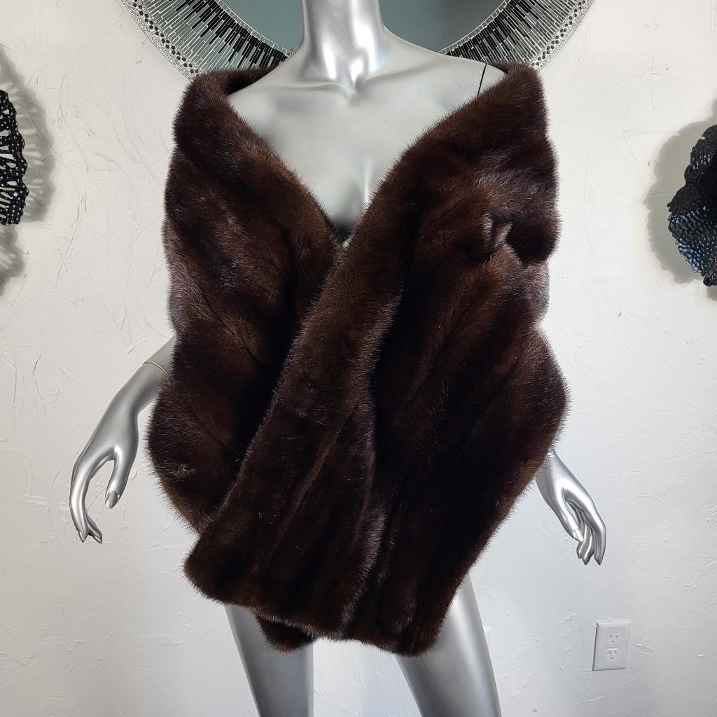VINTAGE RANCH MAHOGANY BROWN GENUINE REAL MINK FUR STOLE WRAP COAT SHAWL