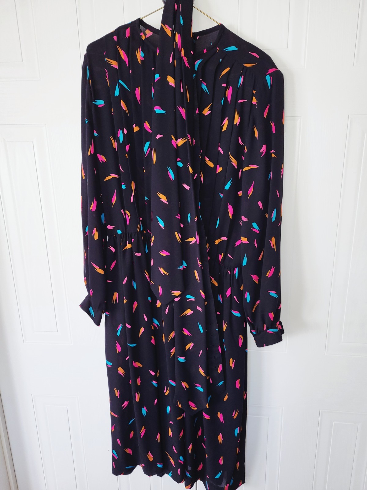 Henry Lee Green Vintage 80s Pleated Dress with Belt and Scarf Neck Tie Size 12