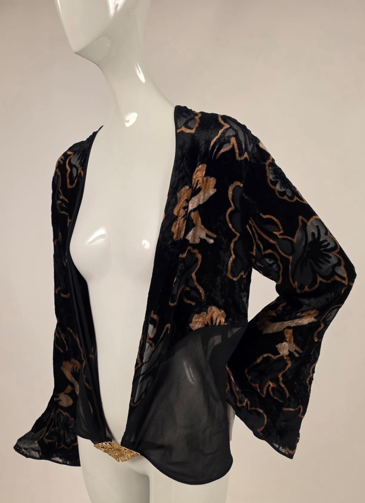 1930’S COLORFUL FLORAL VOIDED SILK VELVET JACKET W BELL SLEEVES + FILIGREE CLASP