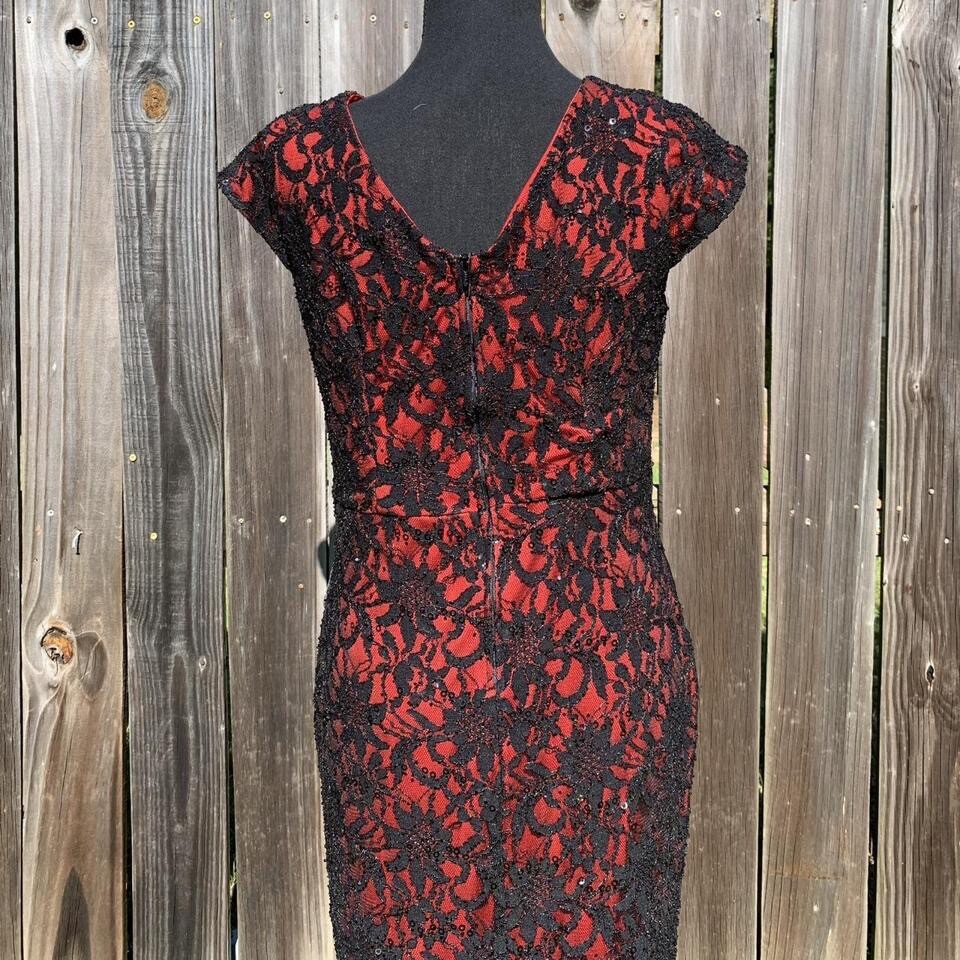 90s Black/Red Formal Maxi Evening Gown – Eureka USA – Best for a Small