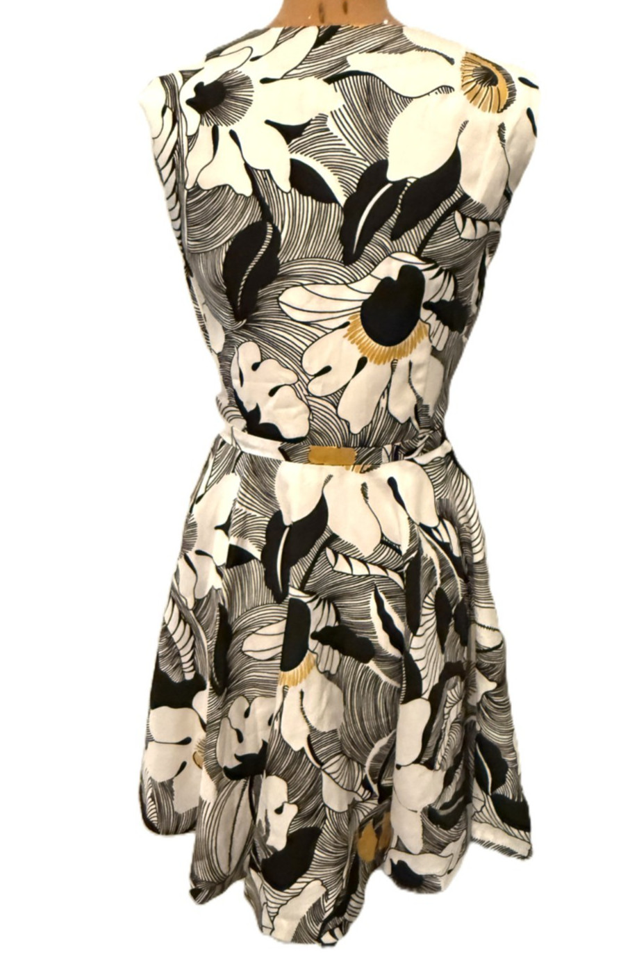 Kaunotar Finn Vintage 50s 60s Swing Dress Floral Retro Mad Men Belted European