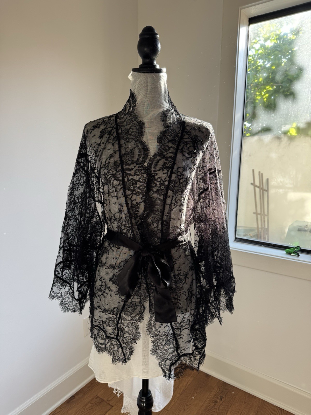 Agent Provocateur Kimono Daniela One Size Black Lace read description