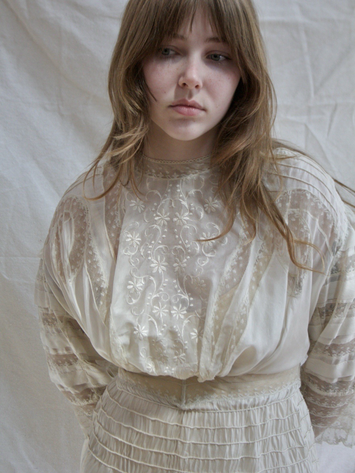 Antique Edwardian Silk Lace Dress Smocked Whitework Pigeon Breast 1900s 1890s
