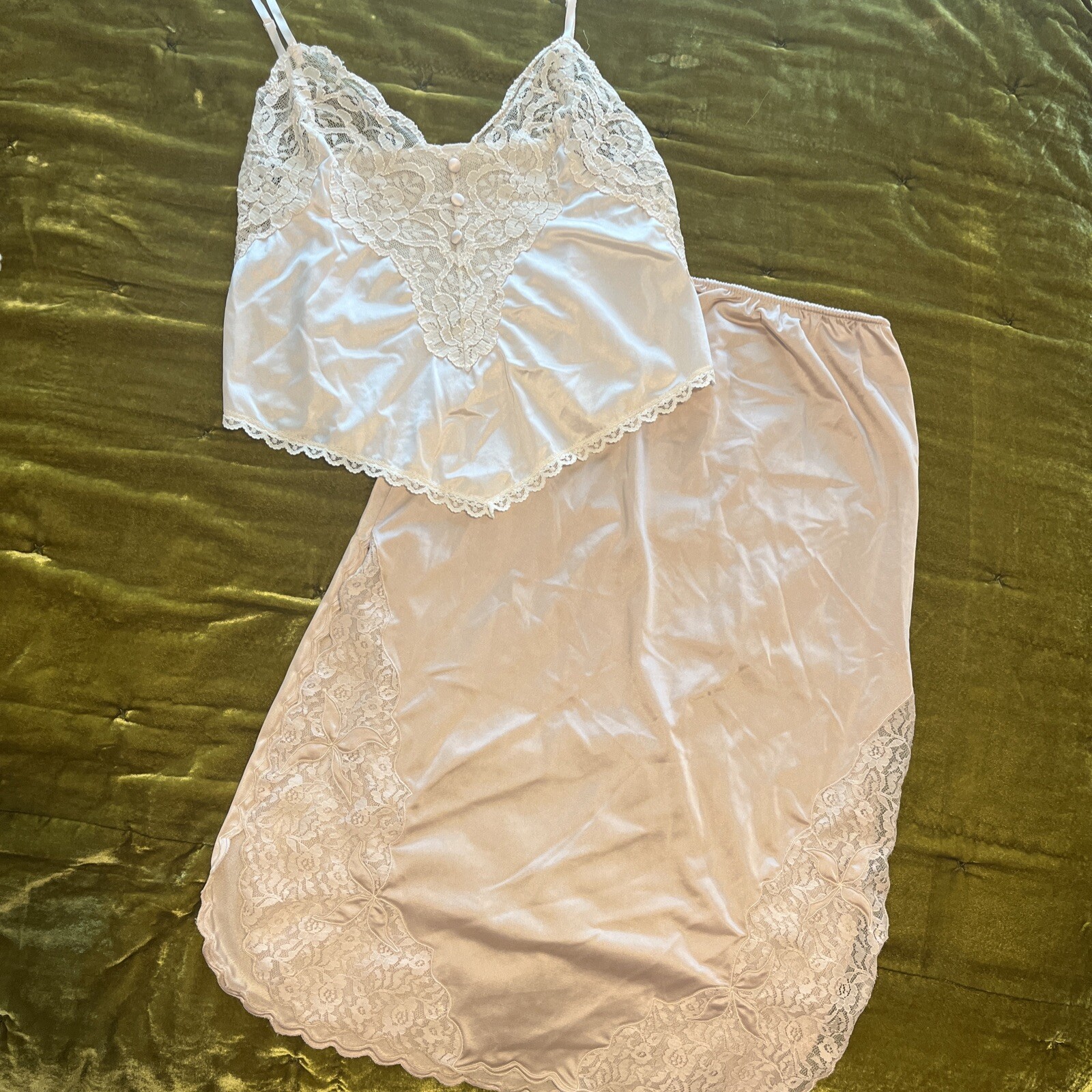 VTG 1960’s Retro Pale Pink Blush Lace Trim Nylon HALF SLIP LINGERIE USA Small