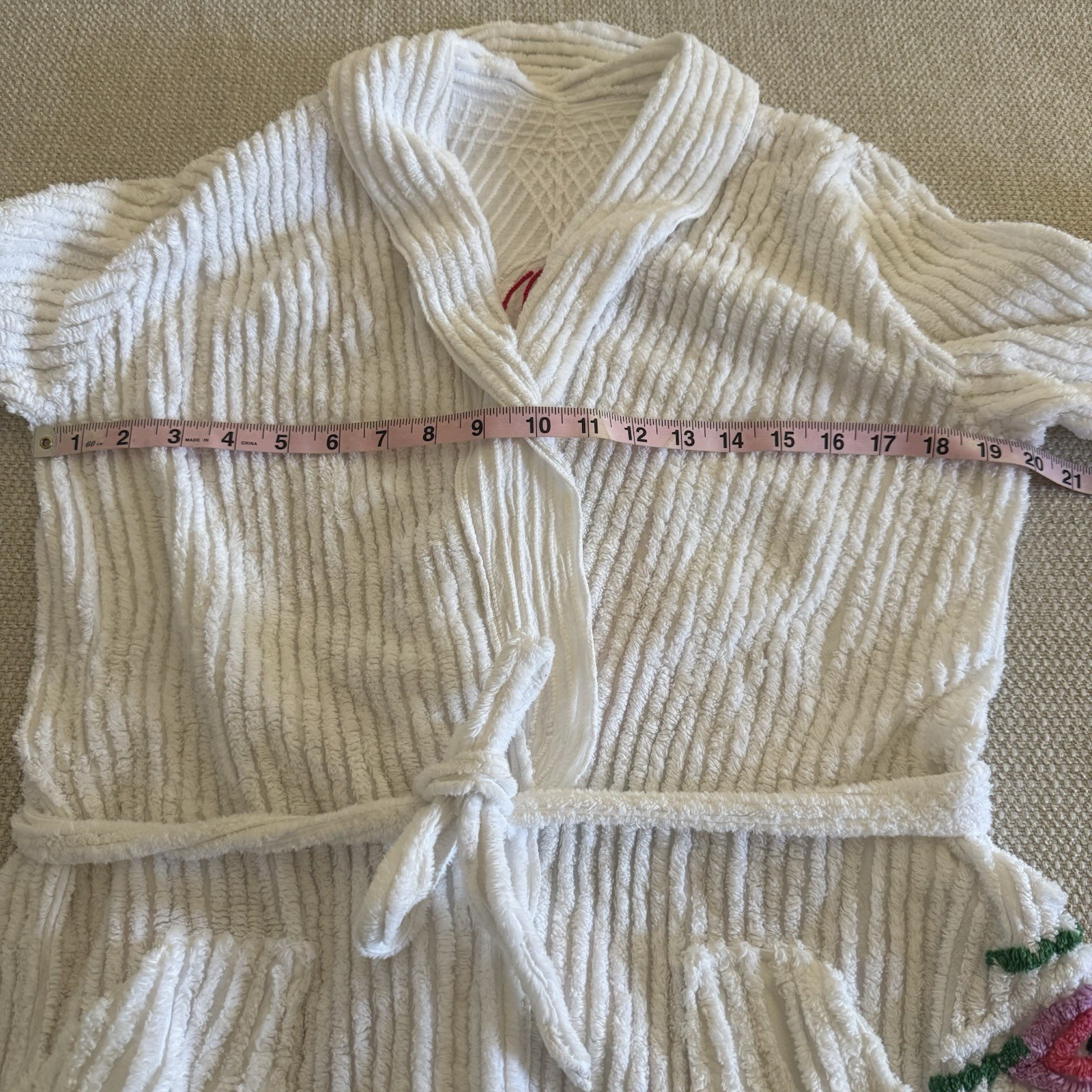 Vintage Peacock Floral Chenille Bath Robe Long White Housecoat Cottage 40s 50s