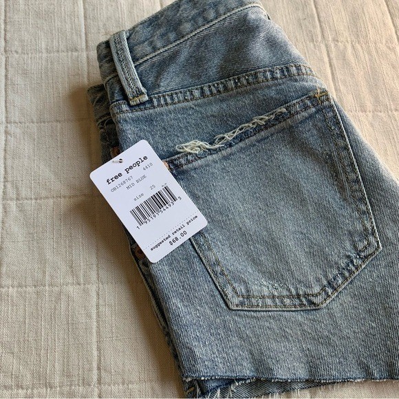 NWT Free People x We the Free Taliesin Cutoff Short in Mid Blue Size 25
