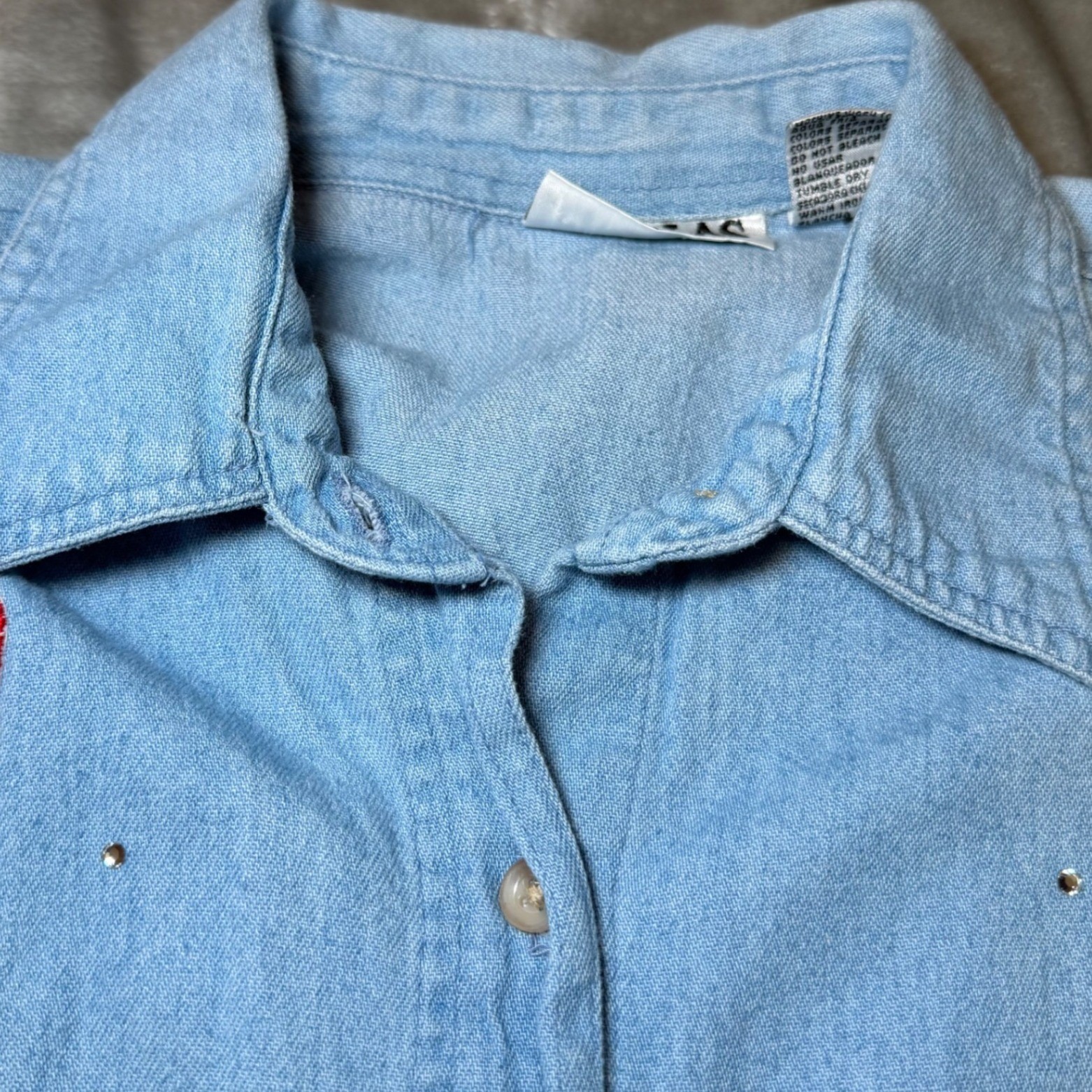 Vintage ⁠Las Olas Womens Size XL Denim Shirt Blue Embroidered Casino Card Dice