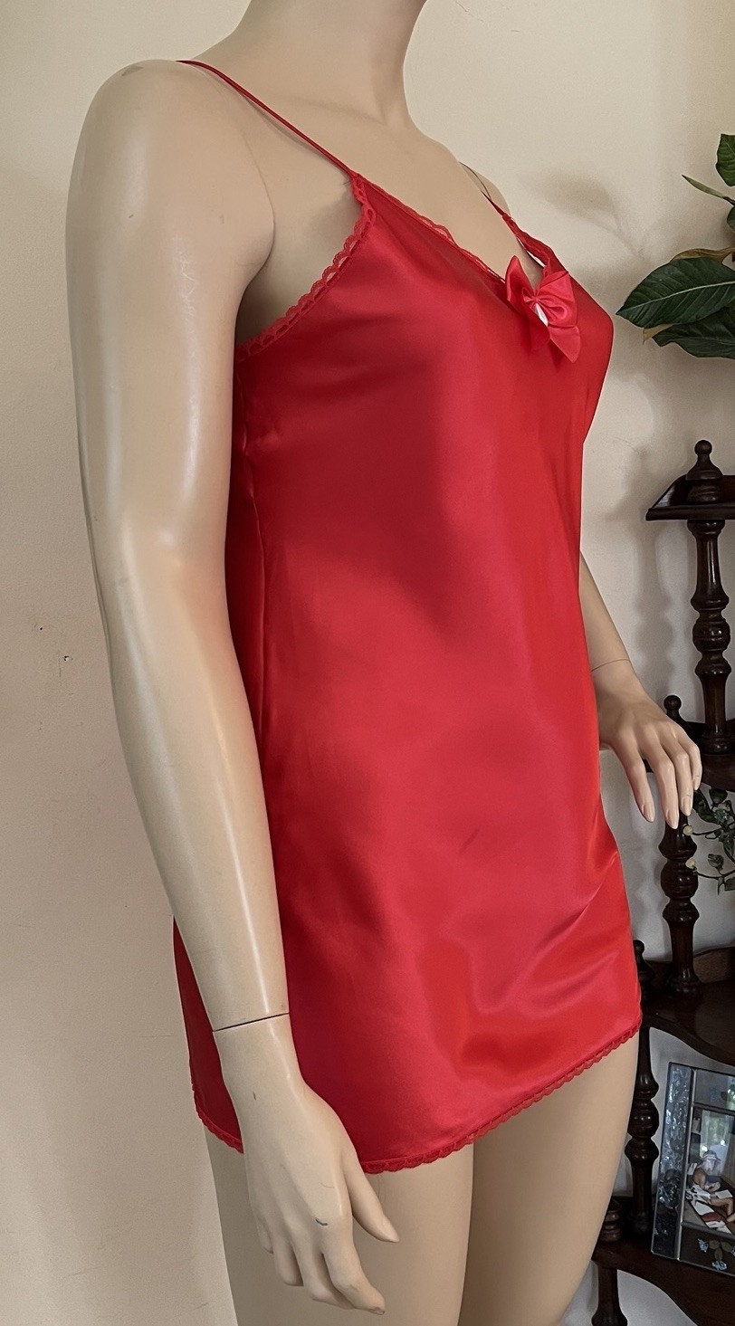 Vintage Lady Manhattan Red Lace Trim Bow Size LARGE 40 USA Pin Up Sexy Chemise