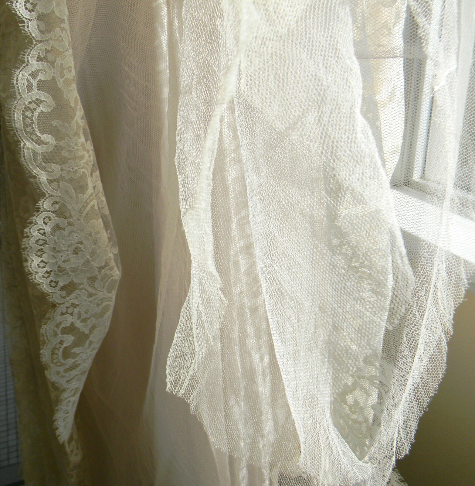 VINTAGE Rockabilly Couture 1950s Original Princess Fairy-tale Lace Tulle Dress