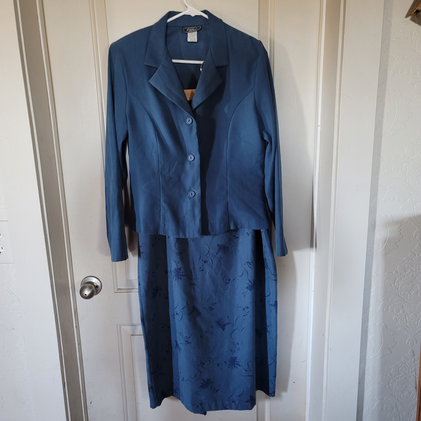 RIKKI J. NEW YORK Vintage Womens Skirt Suit blue On Blue Floral Office Classy