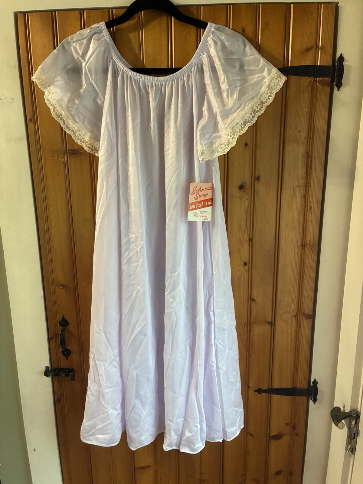 Vintage One Size Fit All Lavender Long Nylon Dreamwear Lingerie With Lace NEW