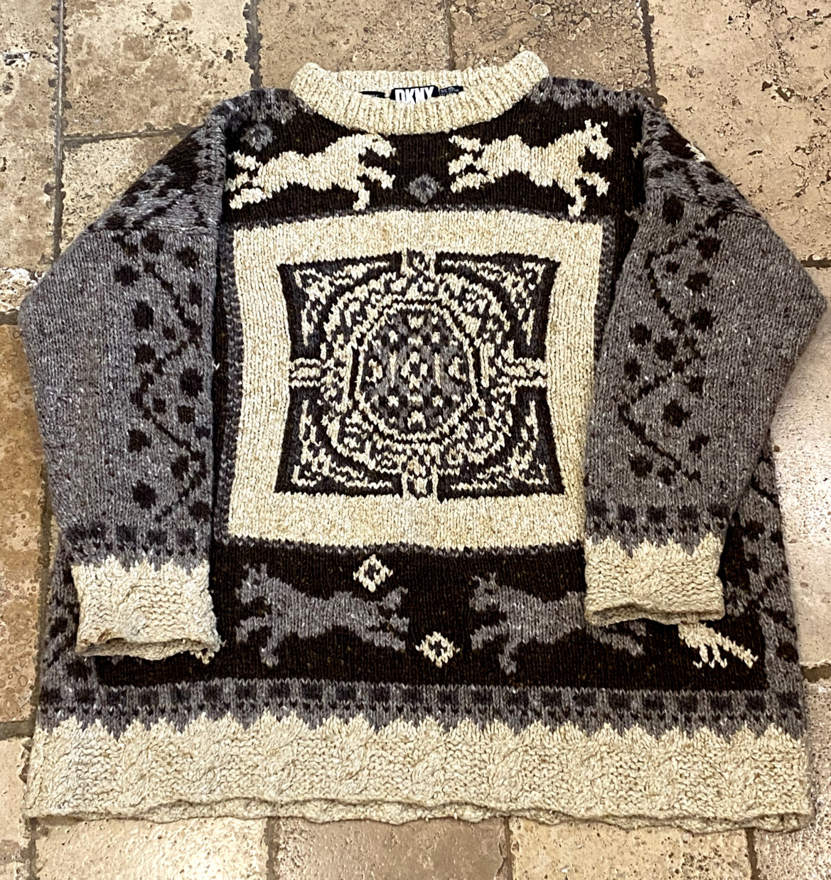 Vintage DKNY Handknit Sweater Cowichan Chunky M pullover oversized