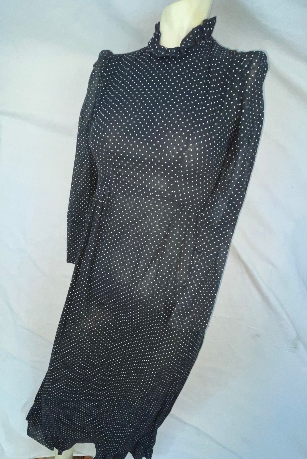 VTG 60S 70S DOES 40S WOMENS S BLACK POLKA DOT LONG HOUSE WORK DRESS