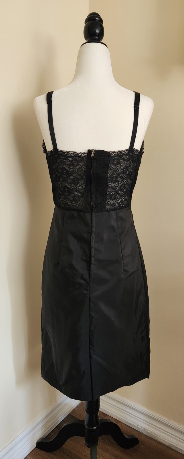 True vintage 1950s ST.MICHAEL black lace & nylon slip 38 B/28 W great condition