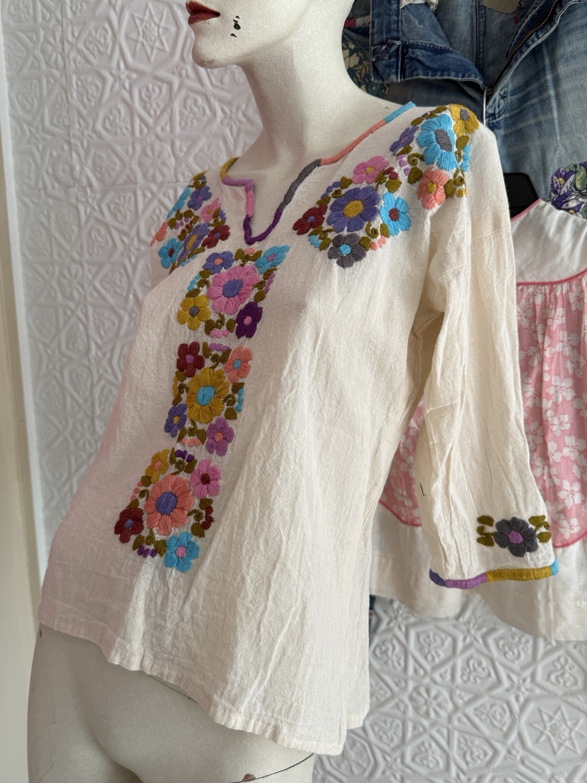 bohemian hand embroidered natural hippie top-vintage 1970s late 1960s floral