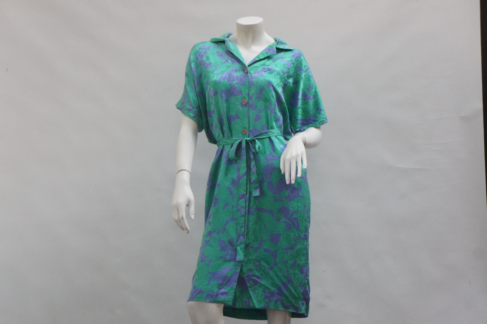 Vintage 80s Floral Belted Silk Shirt Dress by Arianna Papell Size 8