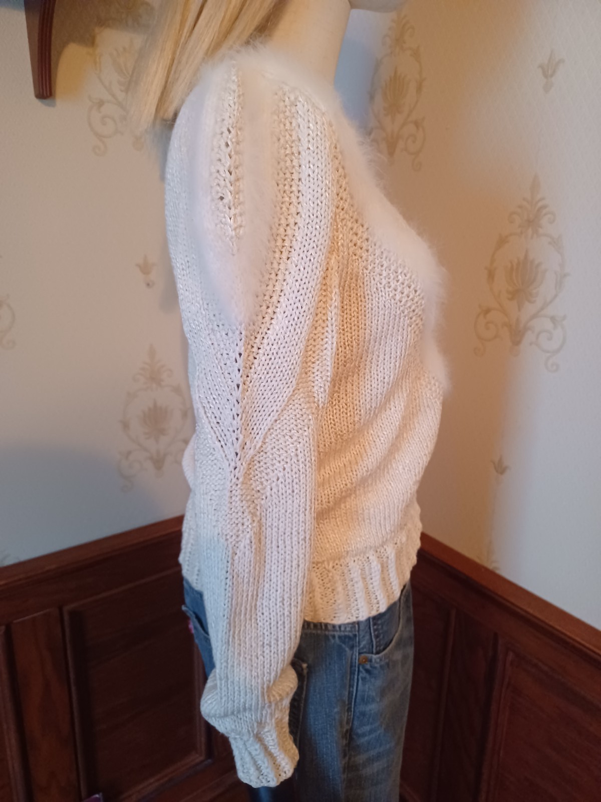 Vintage 1980s Hand-knit Ivory Angora Soft-Girl Sweater by Nannell