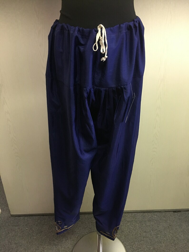 Women’s Vintage 90’s embellished caftan with pants | draw string harem pants