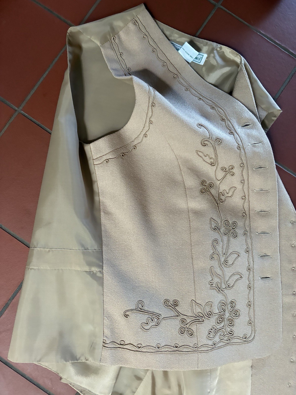 Vintage 90s Beige Tie Back Stephanie Andrews Embroidered Wool Vest size Medium