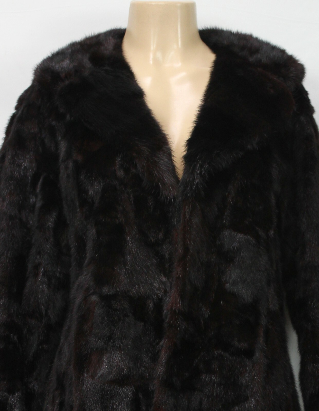 Fur-House George M.Trahos & Sons Women’s Fur Coat Brown Athens Greece