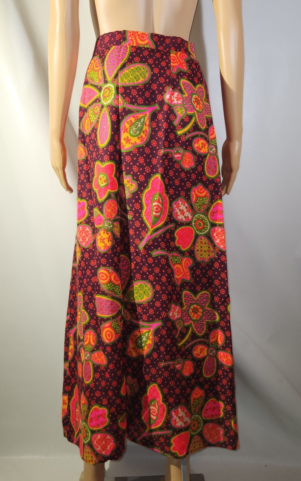 Vintage Women’s Long Skirt Psychedelic Floral 1970s Belted Malbe 1960s Midi Spar