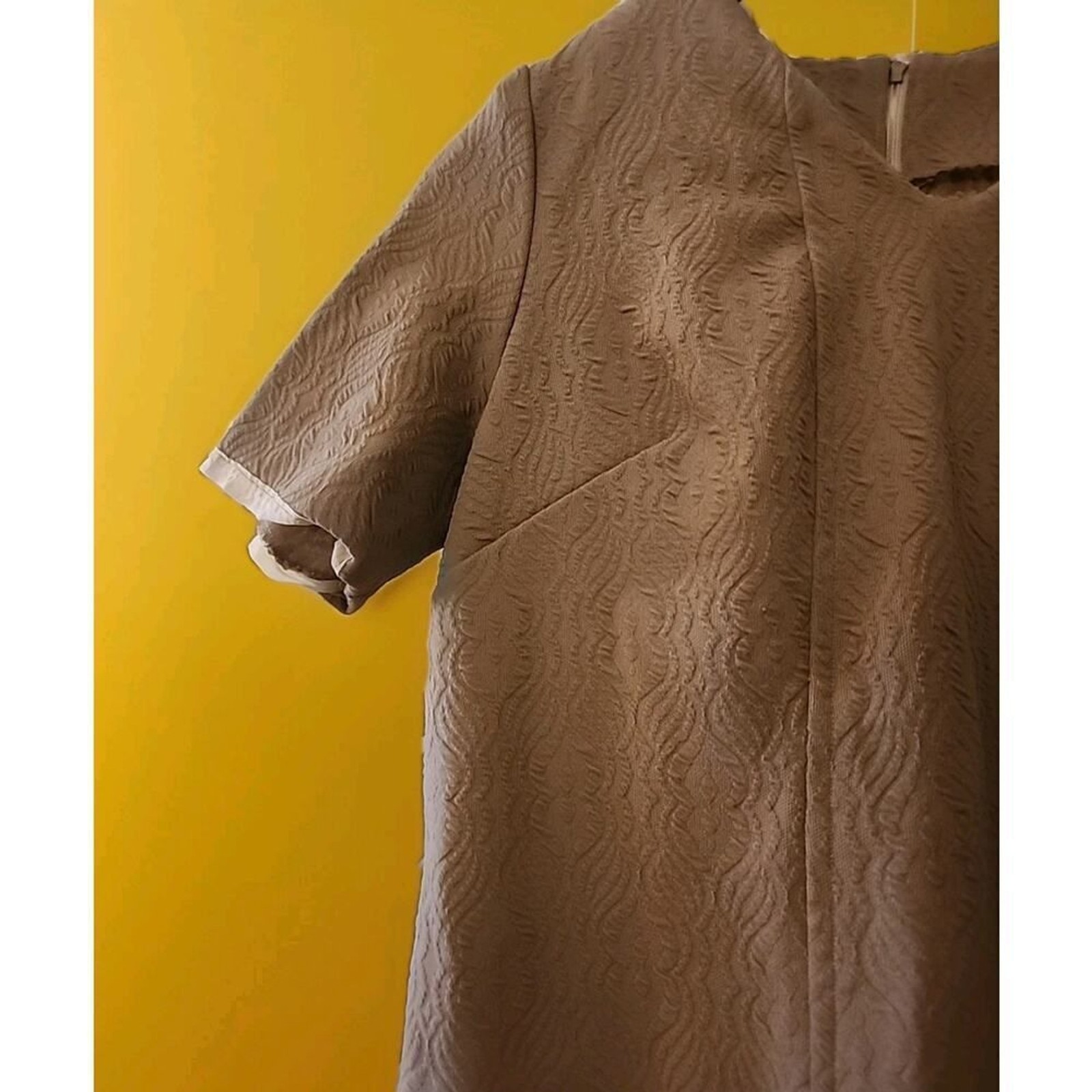 Vintage Beige Dress House Day Shift Dress 60s Small A99 Madmen Sixties
