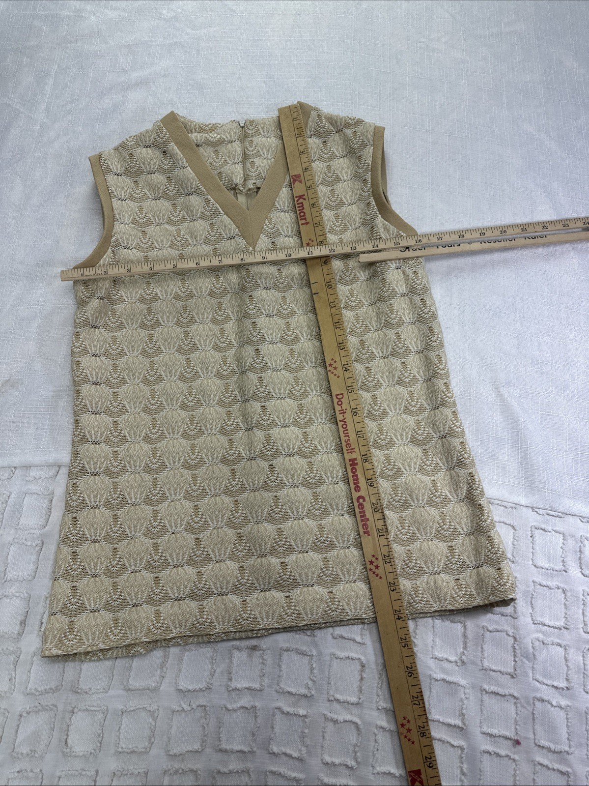 VTG Sears Fashion Beige Gold Metallic Knit Shell Top V-Neck Sleeveless 60s 70s