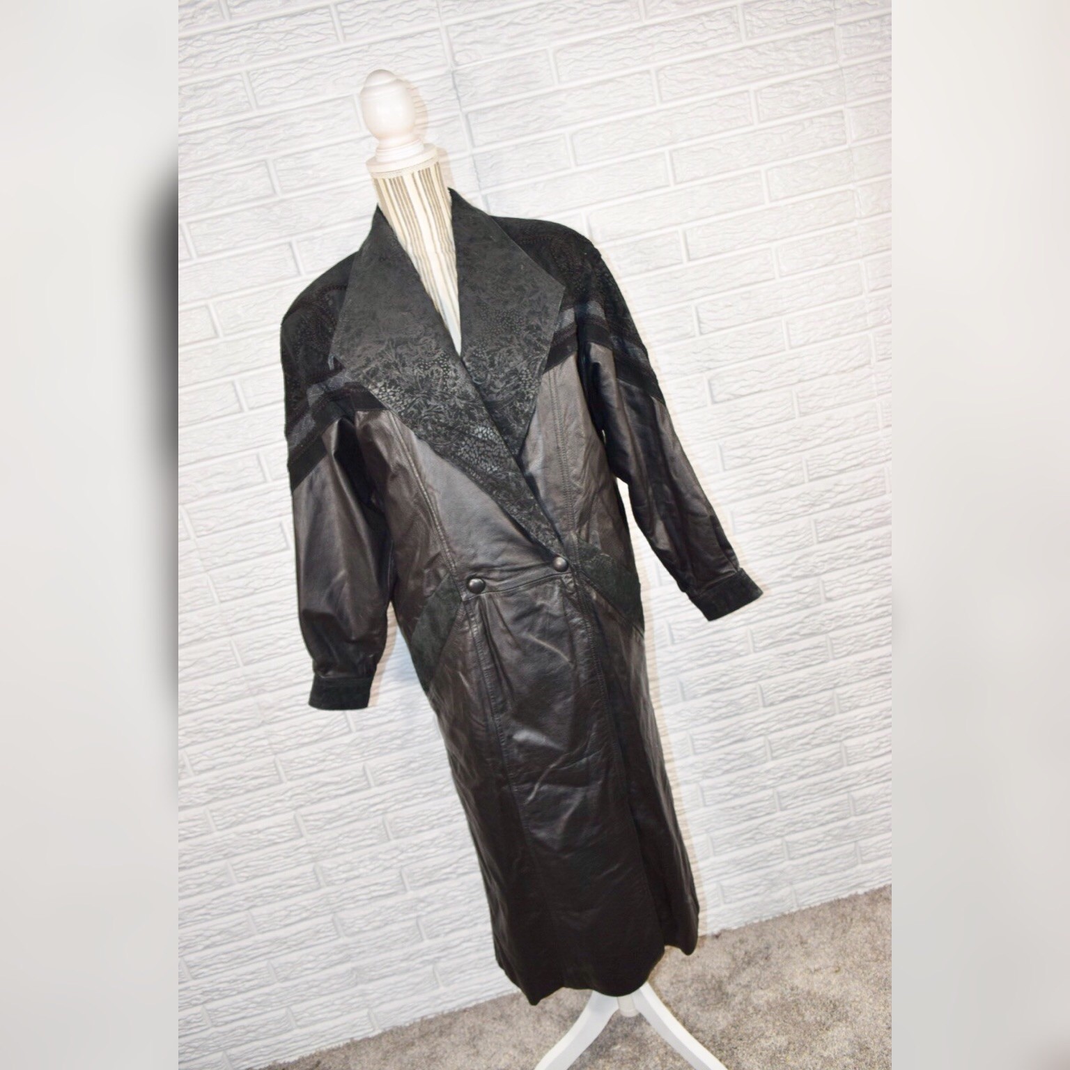 Vintage 80s Wilsons Leather Long Black Leather Suede Coat Embroidered Size Small