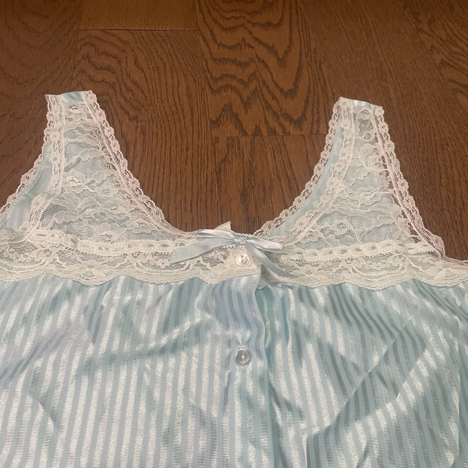 Vintage Fantasy Satin 2pc Lace Trim Sleepwear Size Small Made In USA Blue