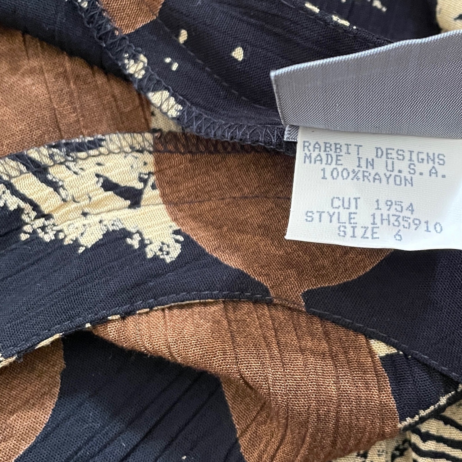 Rabbit Rabbit Designs Vintage Maxi Dress Brown Black Leaf Print Rayon Size 6 USA
