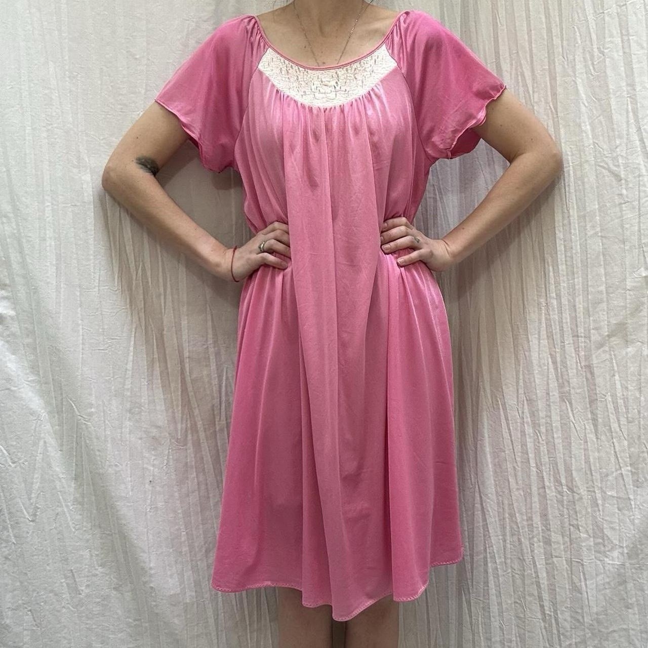 Pink Nightgown With White Embroidery Neckline Vintage 70s/80s Soft Moments Med