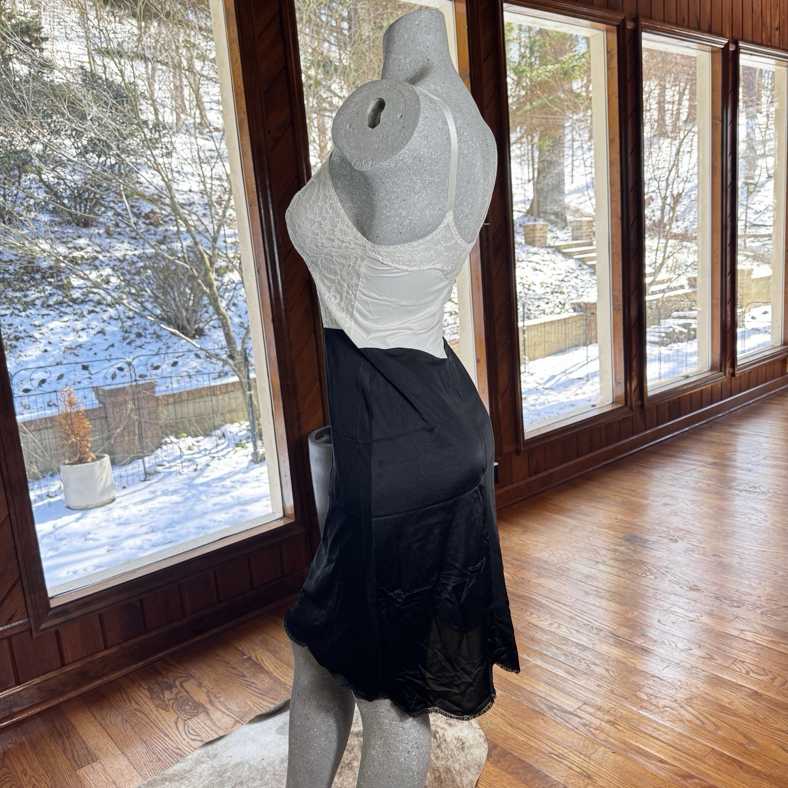 Vintage 1950s Vanity Fair Tricot Nylon Lace Tuxedo Slip Dress Size 32 Adjustable