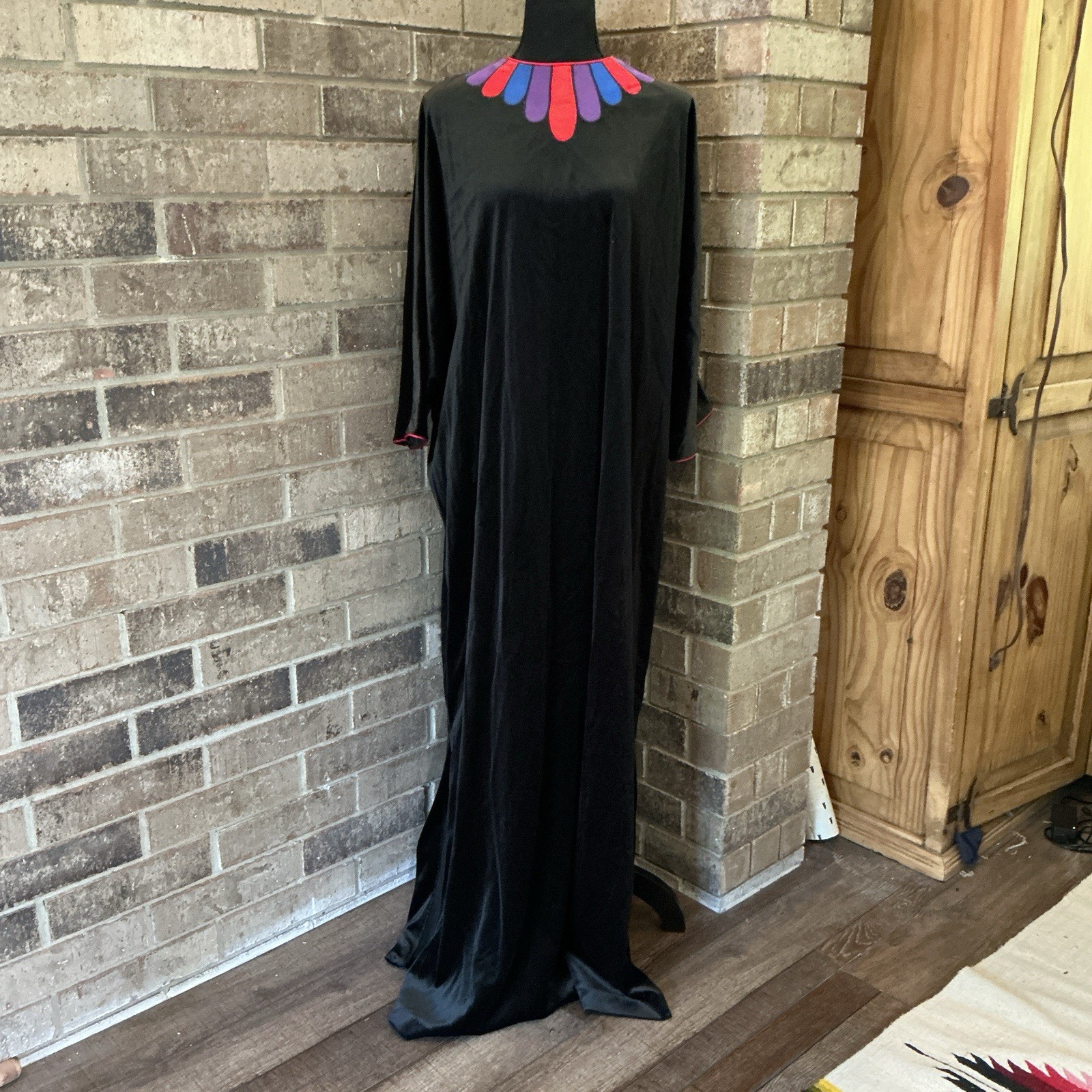 VTG David Brown California Velvet Caftan Black Sunburst Collar One Size #12F3