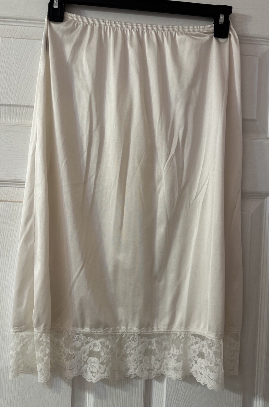 Vintage Vassarette Ivory Half Slip Size Large Satin Finish Lace Trim 100% Nylon