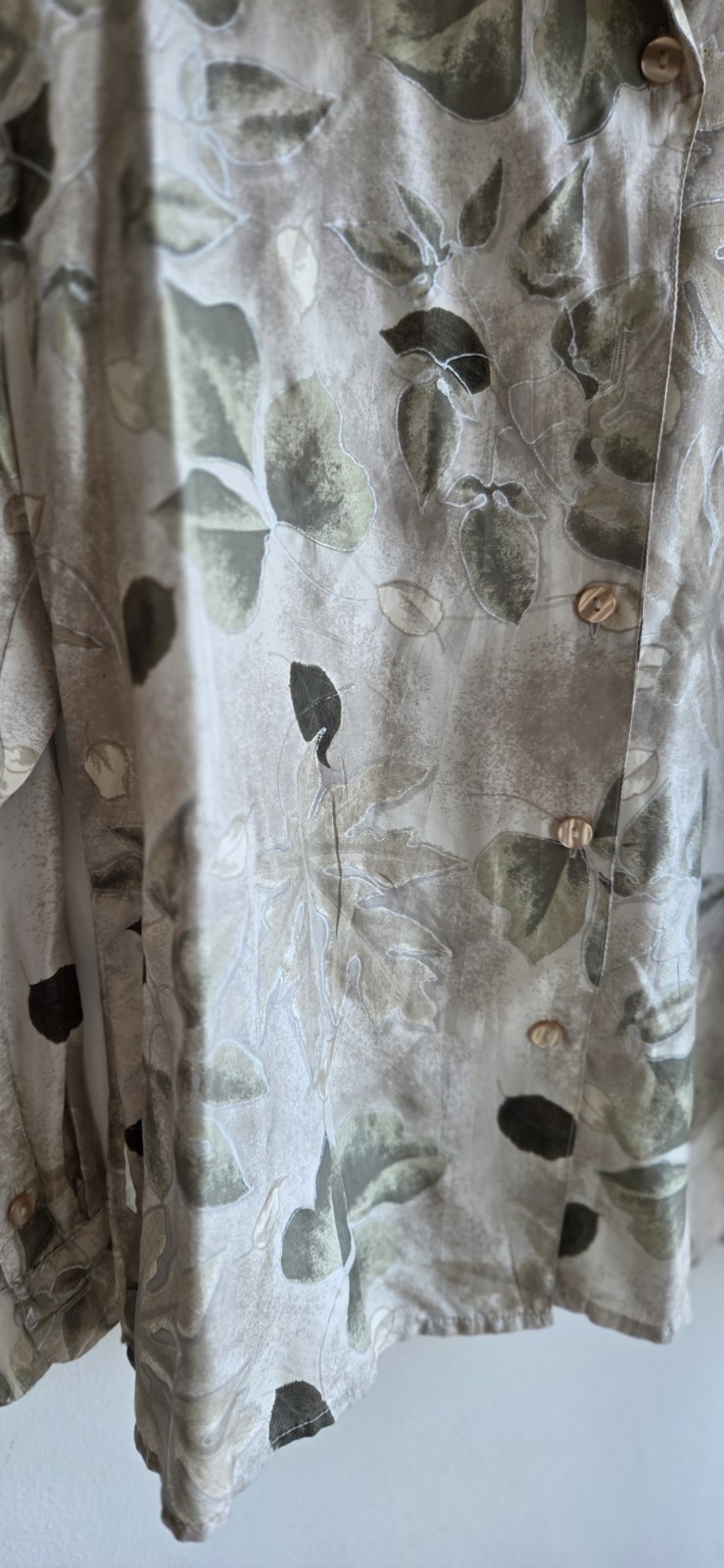Vintage 80s/90s 100% Silk Long Sleeve Floral Design Y2K Blouse Size M Retro