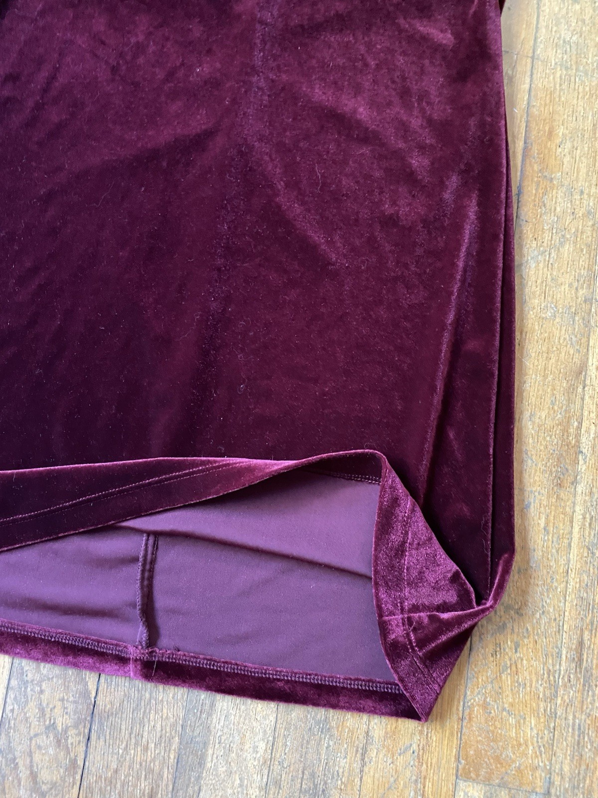 Eye Candy Vintage 90s Y2K Burgundy Velvet Halter Neck Mini Dress USA Large