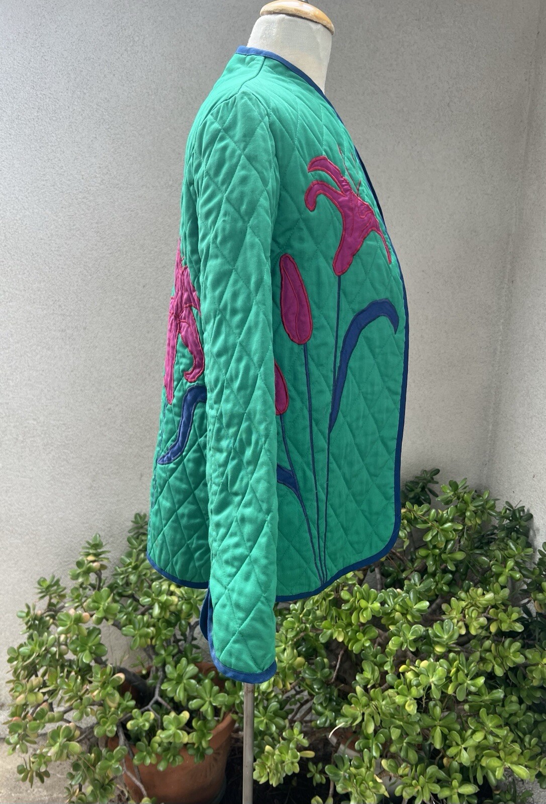 Vtg Quilted Boho Jacket Green With Floral Accents Sz M Alfredo’s Wife
