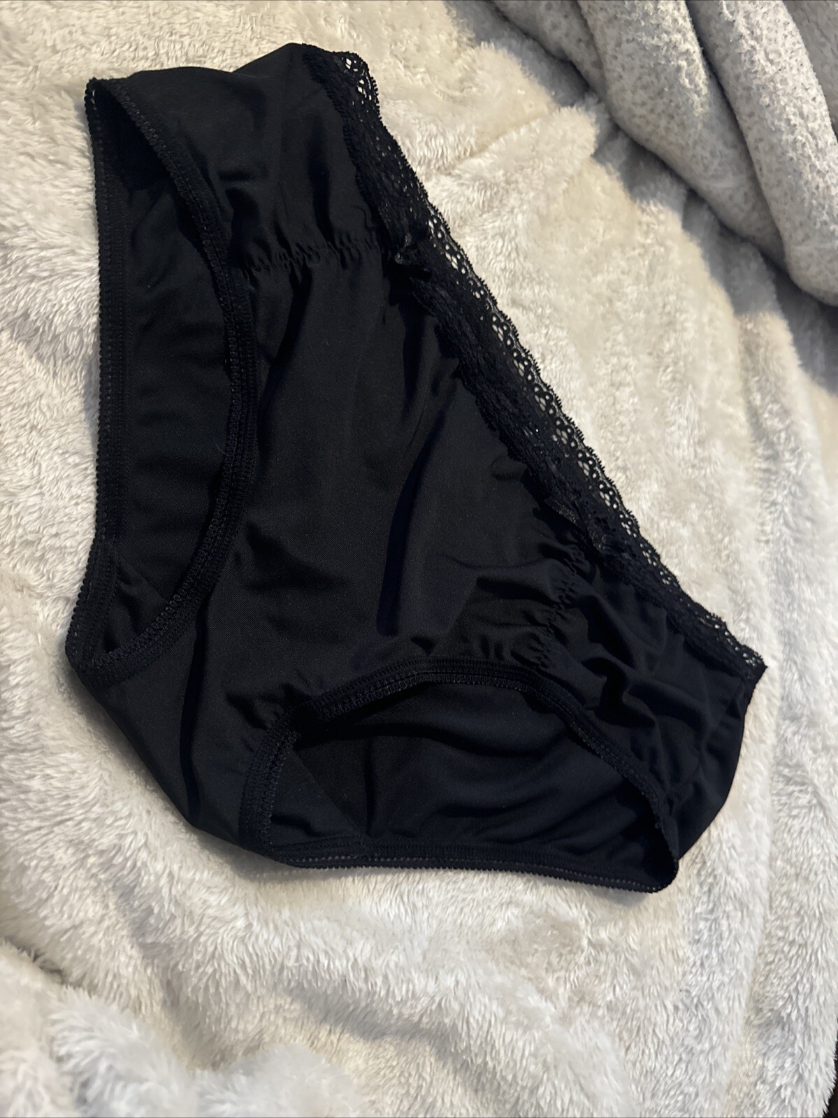 Intimates Vintage Black Satin Bows Bikini Panties Polyester, Spandex Lace Sz 8 M