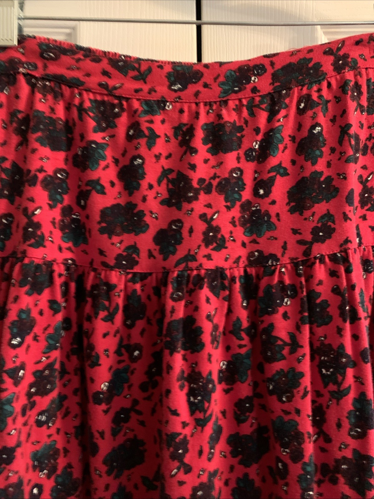 Birch Bros. The Eagle’s Eye S Vtg Elastic Waist Maxi Skirt AOP Flowers