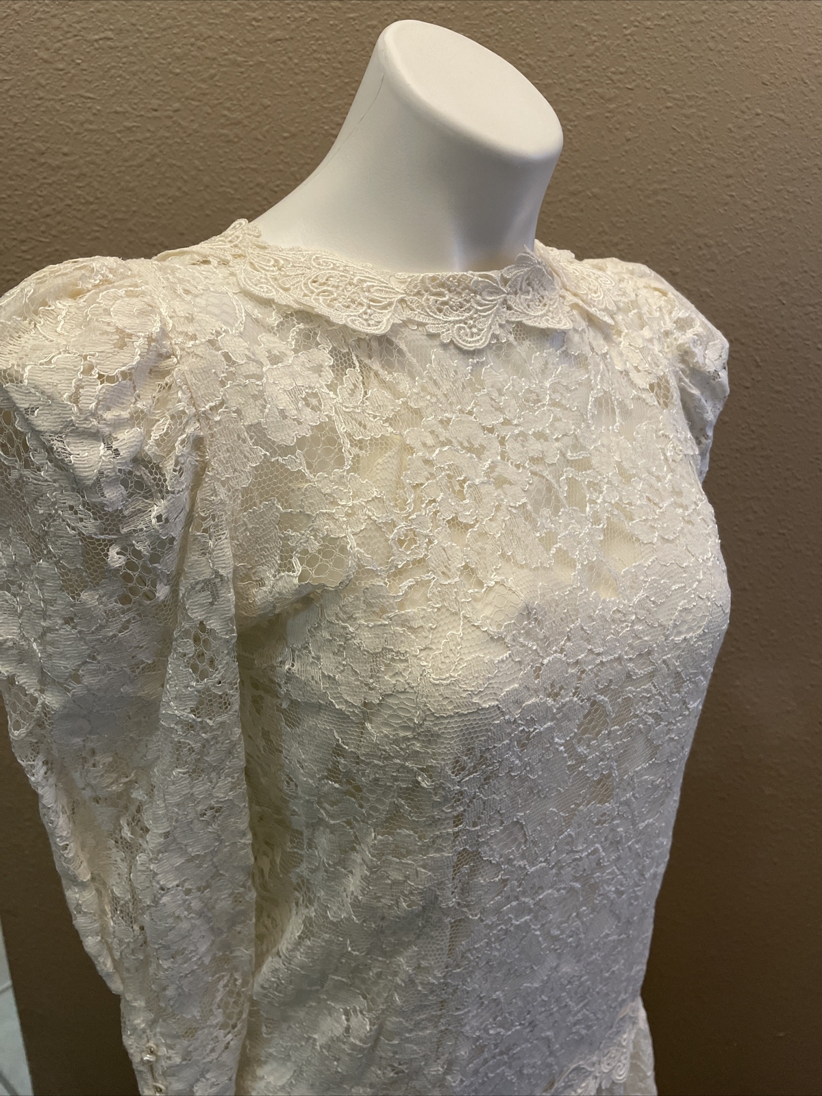 Wedding Gown Cachet by Bari Protas Ivory Lace Size 3/4