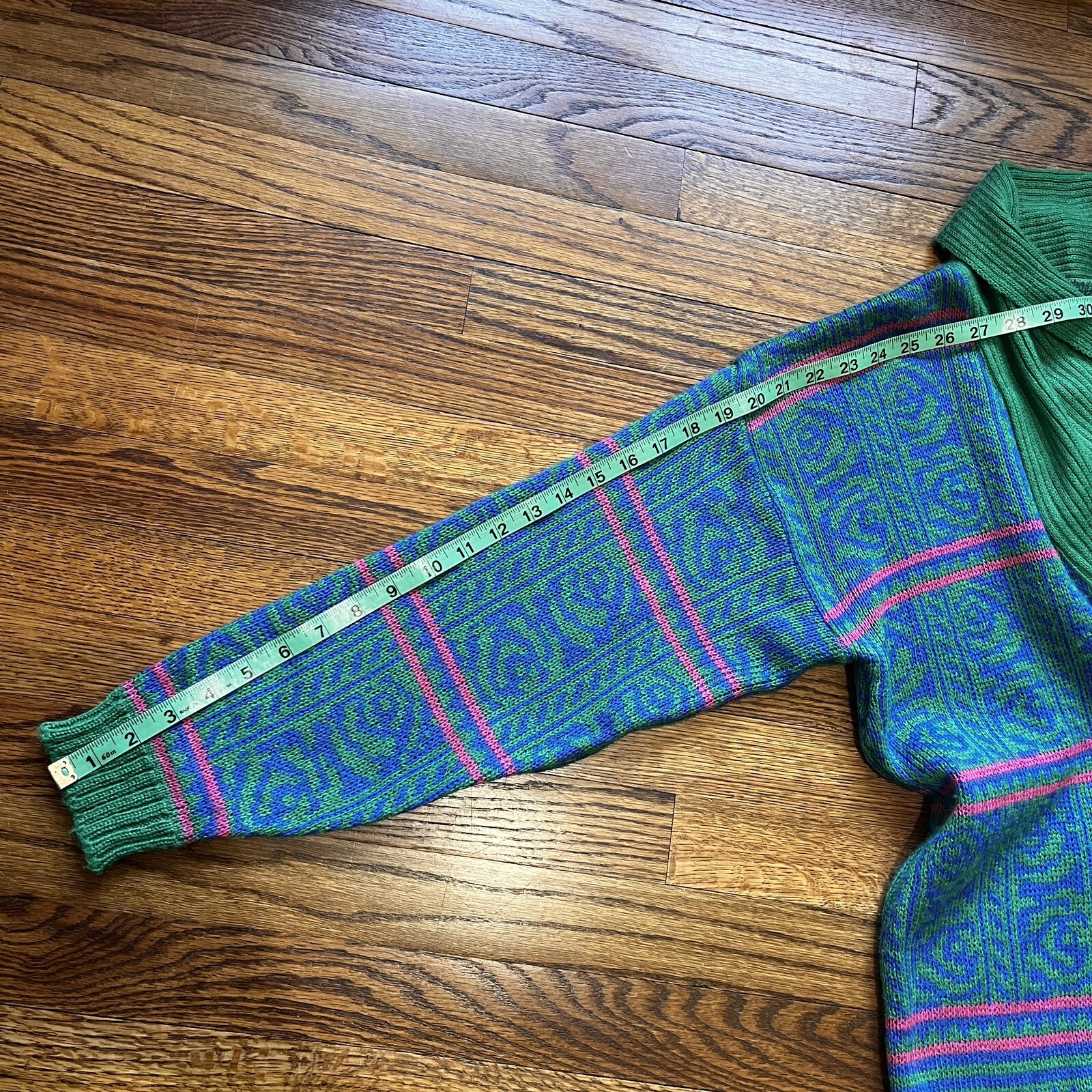 VTG 80s Colorful Sweater Sz M Ivy Label Acrylic GUC Blue Green Pink Funnel Neck