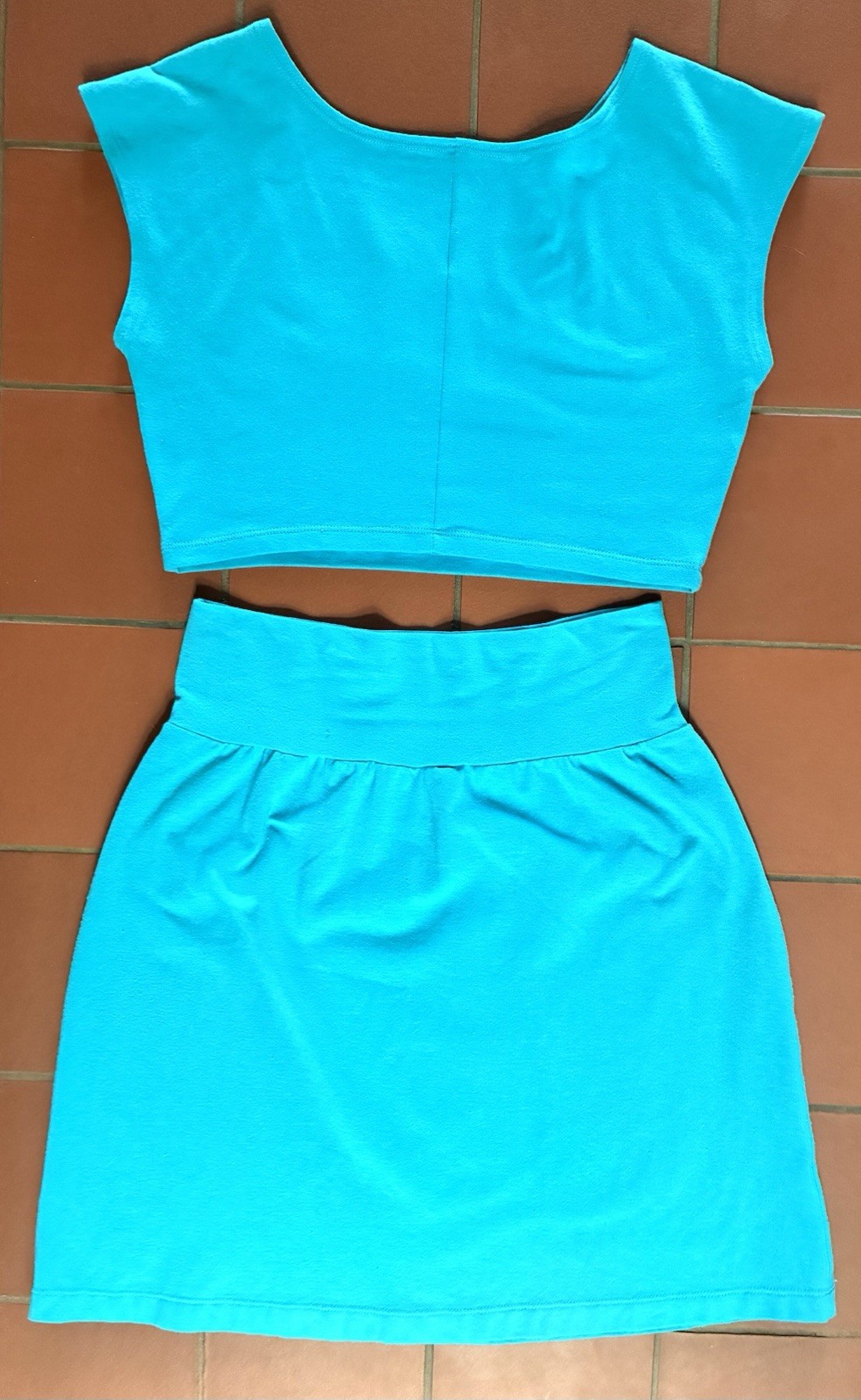 Vintage 80s 90s Turquoise Spandex Two-Piece Set Cap Sleeve Crop Top Pencil Skirt