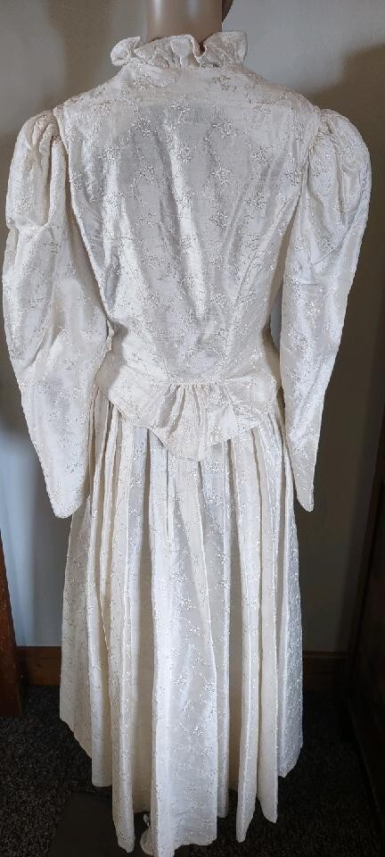 Vintage Cattle Kate Wedding Dress Size 8