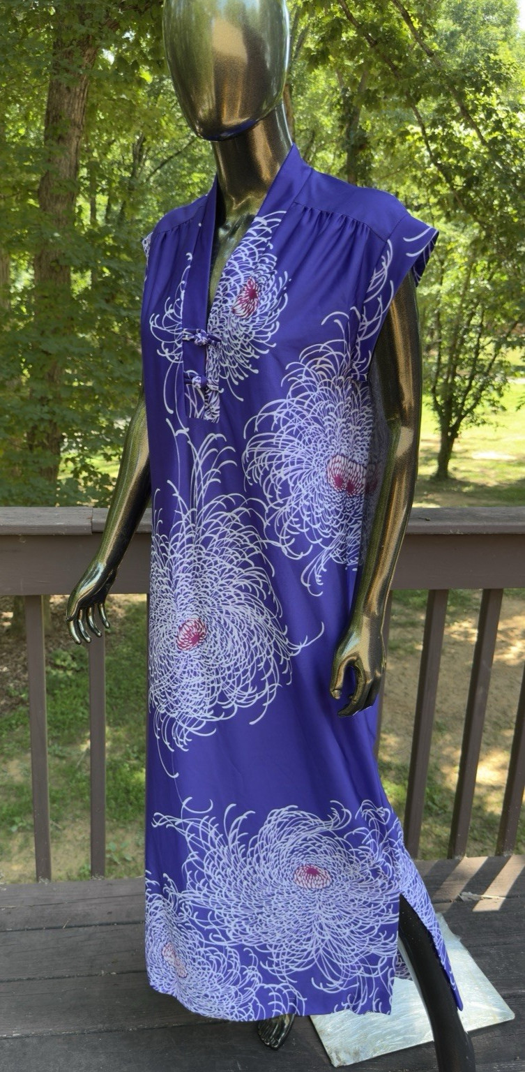 Vintage Liberty House By Kyomi Hawaii Maxi Dress M Purple w Frog Button Closures
