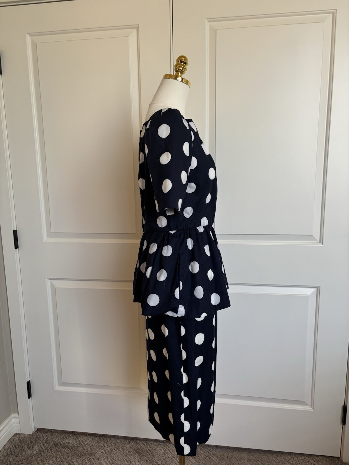 Mollie Parnis Vintage 70’s Polka Dot Peplum Blouse & Skirt Set USA Made Size 14