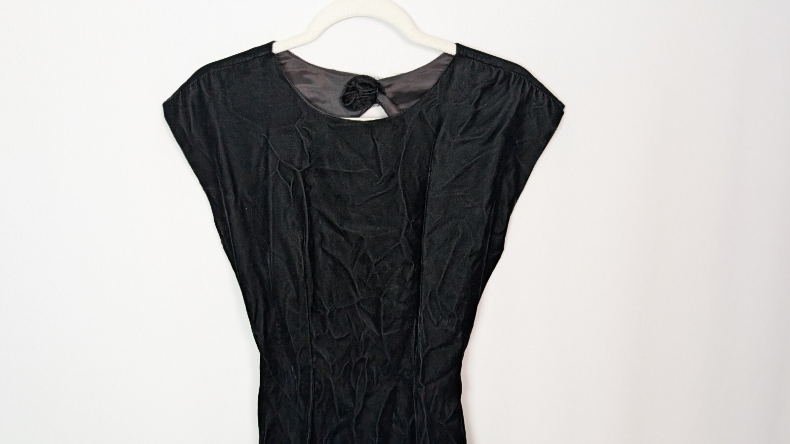Vtg 90s Jay Jacobs Party Dress sz 5 Open Jeweled Back Knee Length Sheath Velvet